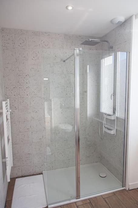 L'Exotique - Gare/Centre, Lumineux, Spacieux, Neuf Chateauroux Ngoại thất bức ảnh